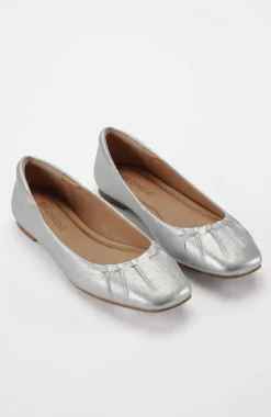Blondo® Janette Flats