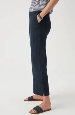 Cotton-Gauze Straight-Leg Crops