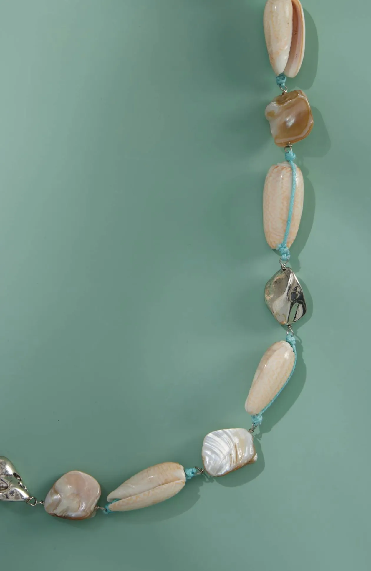 Crashing Waves Shell Station Necklace
