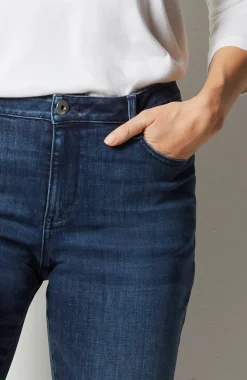 Curvy-Fit Slim-Leg Jeans