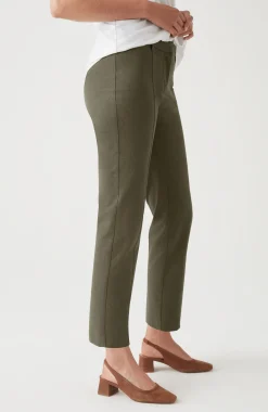 Essential Stretch-Twill Pants