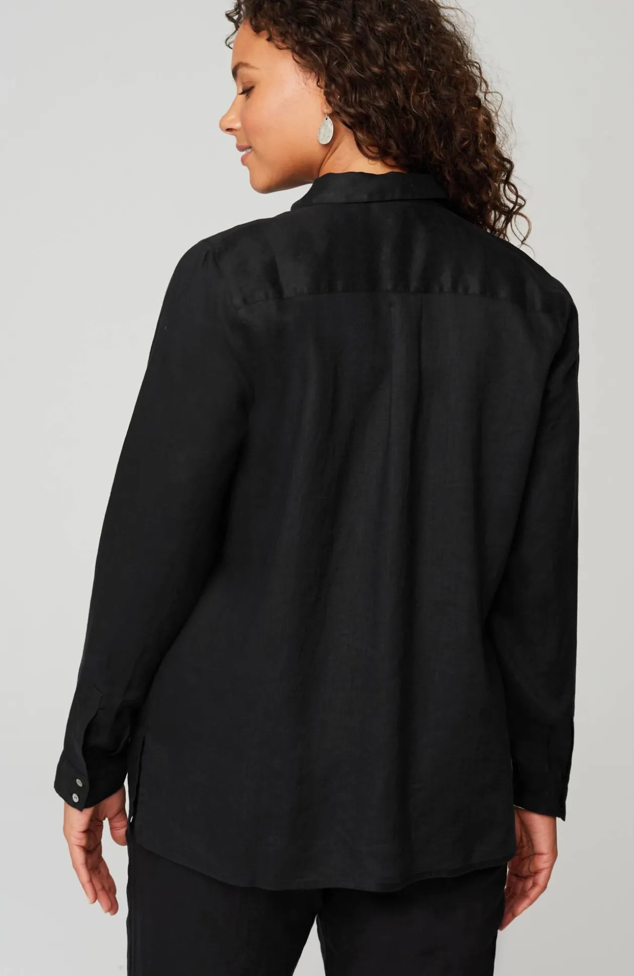 Everyday Linen Button-Front Shirt