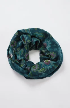 Featherweight Infinity Scarf