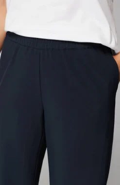 Fit On-The-Go Full-Leg Crops