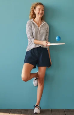 Fit On-The-Go Full-Leg Shorts