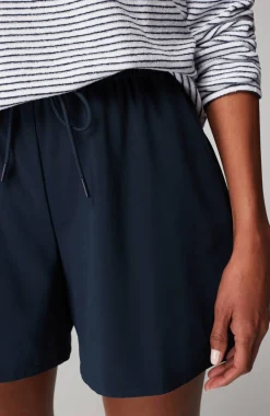 Fit On-The-Go Full-Leg Shorts