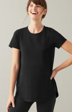 Fit Progress Shirttail Tee