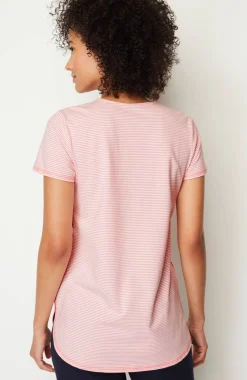Fit Progress Shirttail Tee