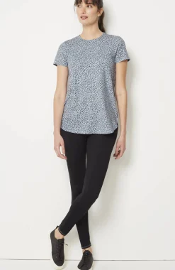 Fit Progress Shirttail Tee