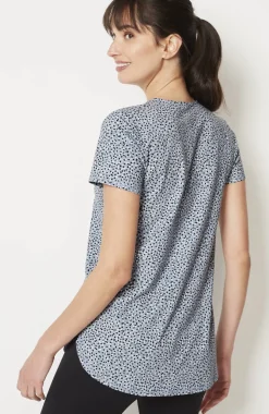 Fit Progress Shirttail Tee