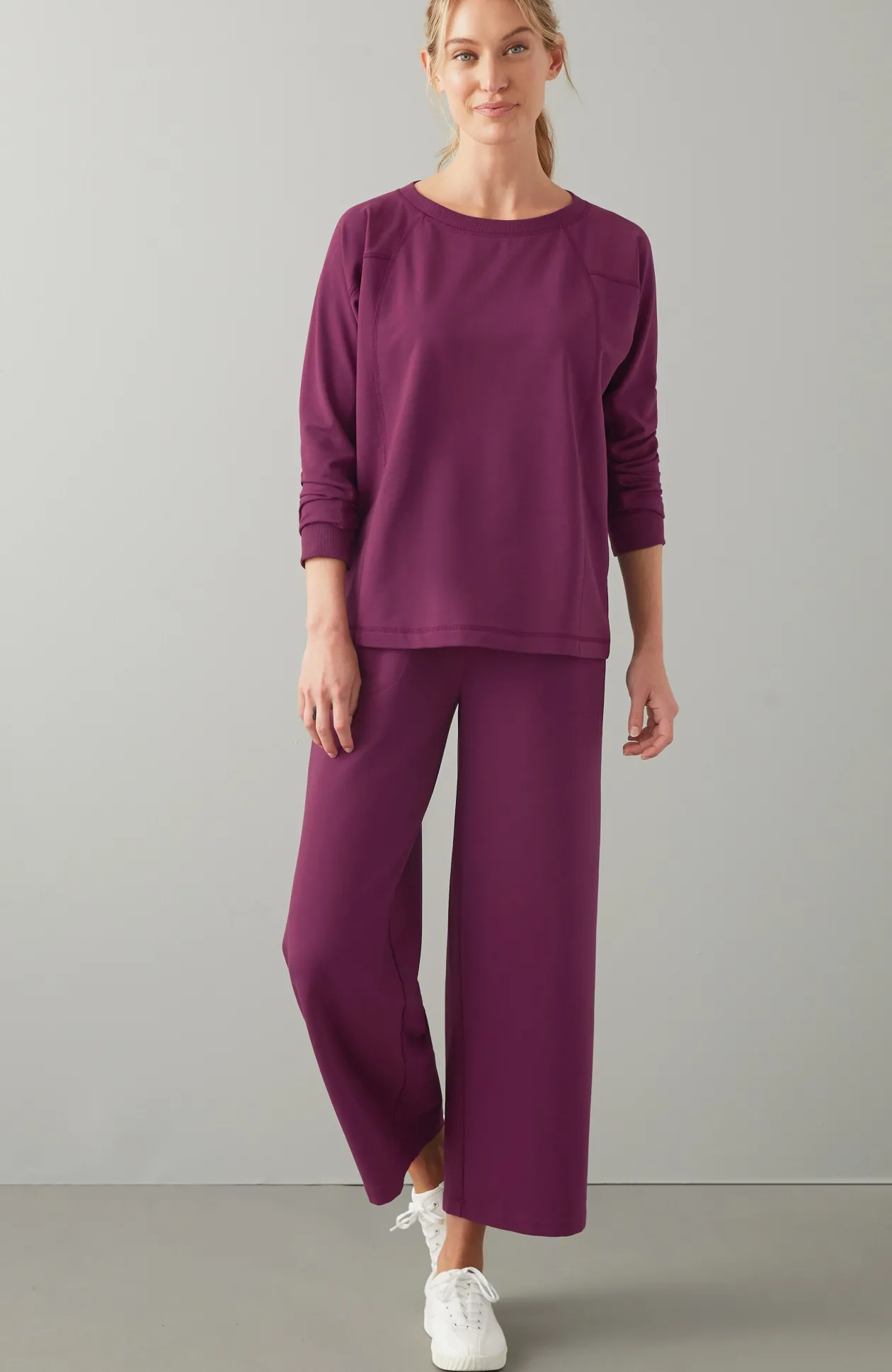 Fit Seamed Dolman-Sleeve Sweatshirt