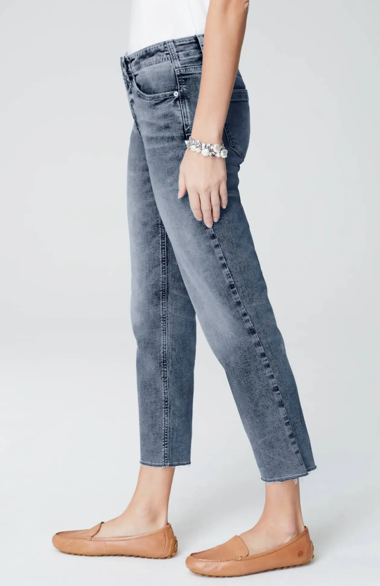High-Rise Fringe-Hem Crops