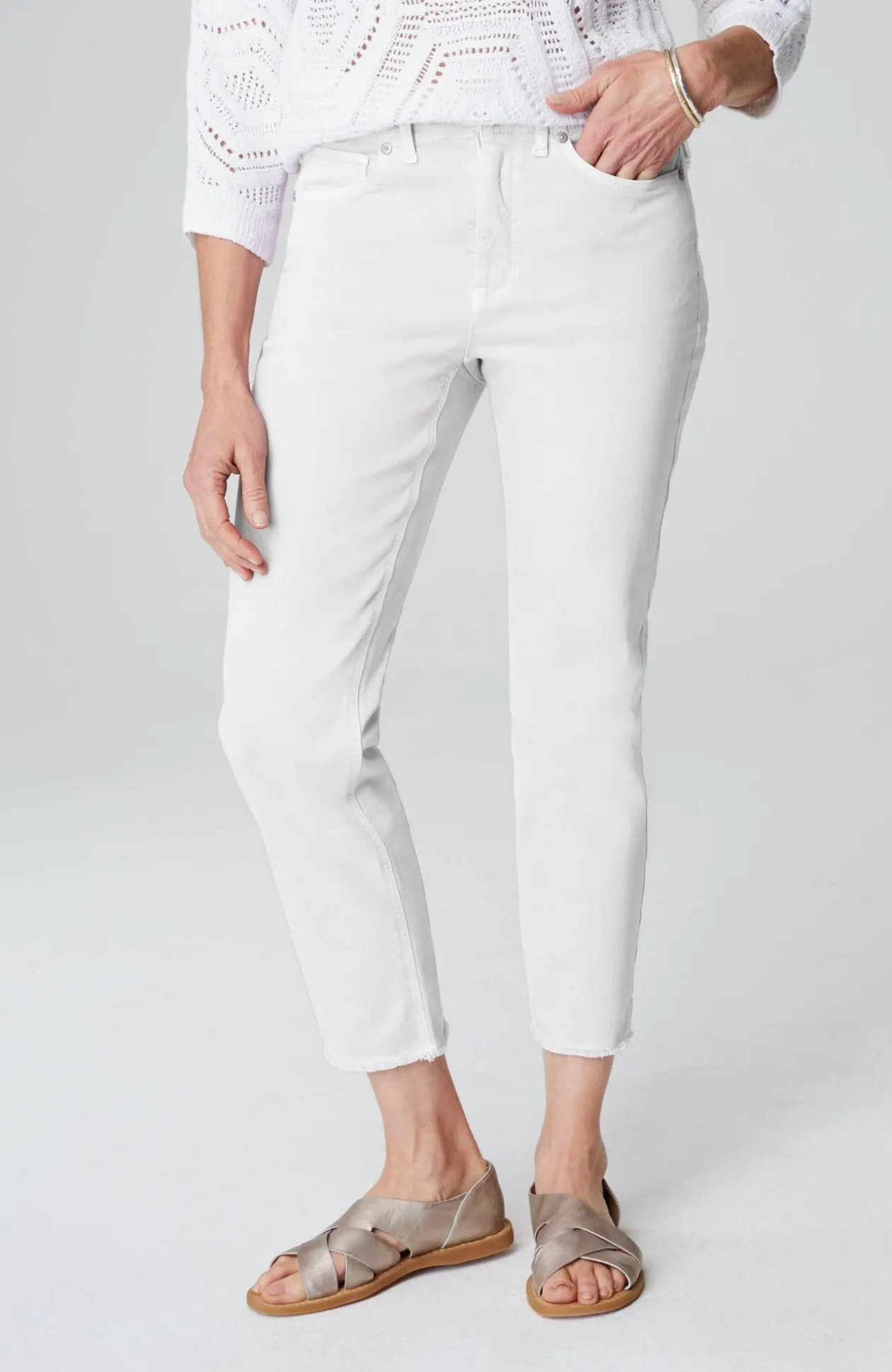 High-Rise Fringe-Hem Crops