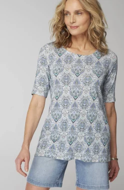 Pima-Slub Scoop-Neck Side-Slit Tee