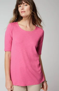 Pima-Slub Scoop-Neck Side-Slit Tee