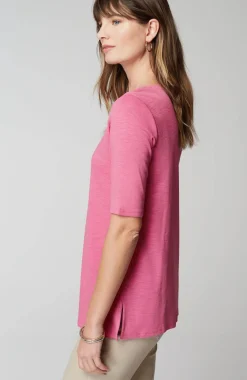 Pima-Slub Scoop-Neck Side-Slit Tee