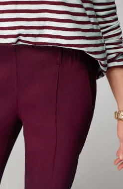 Pintucked Linen-Stretch Slim-Leg Pants