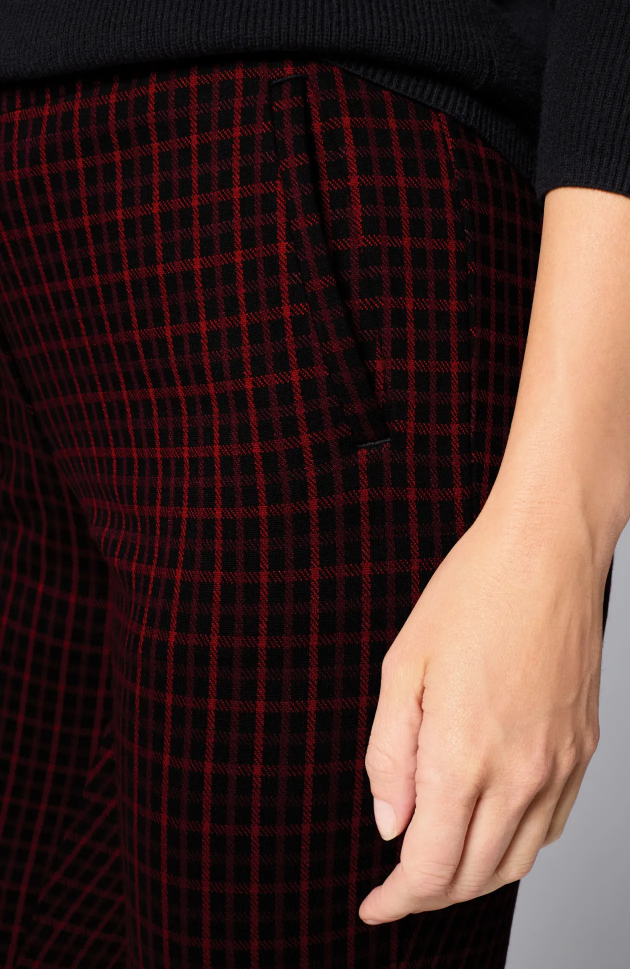 Ponte Welt-Pockets Slim-Leg Pants