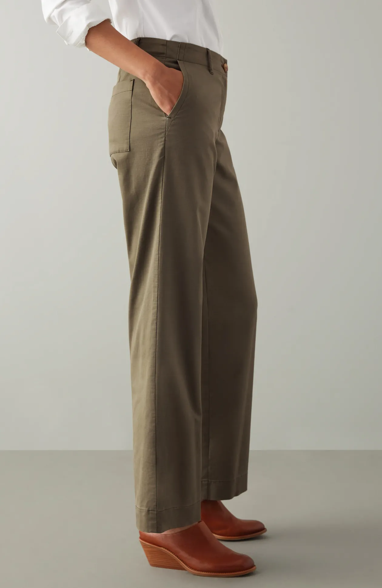 Relaxed Chino Wide-Leg Pants