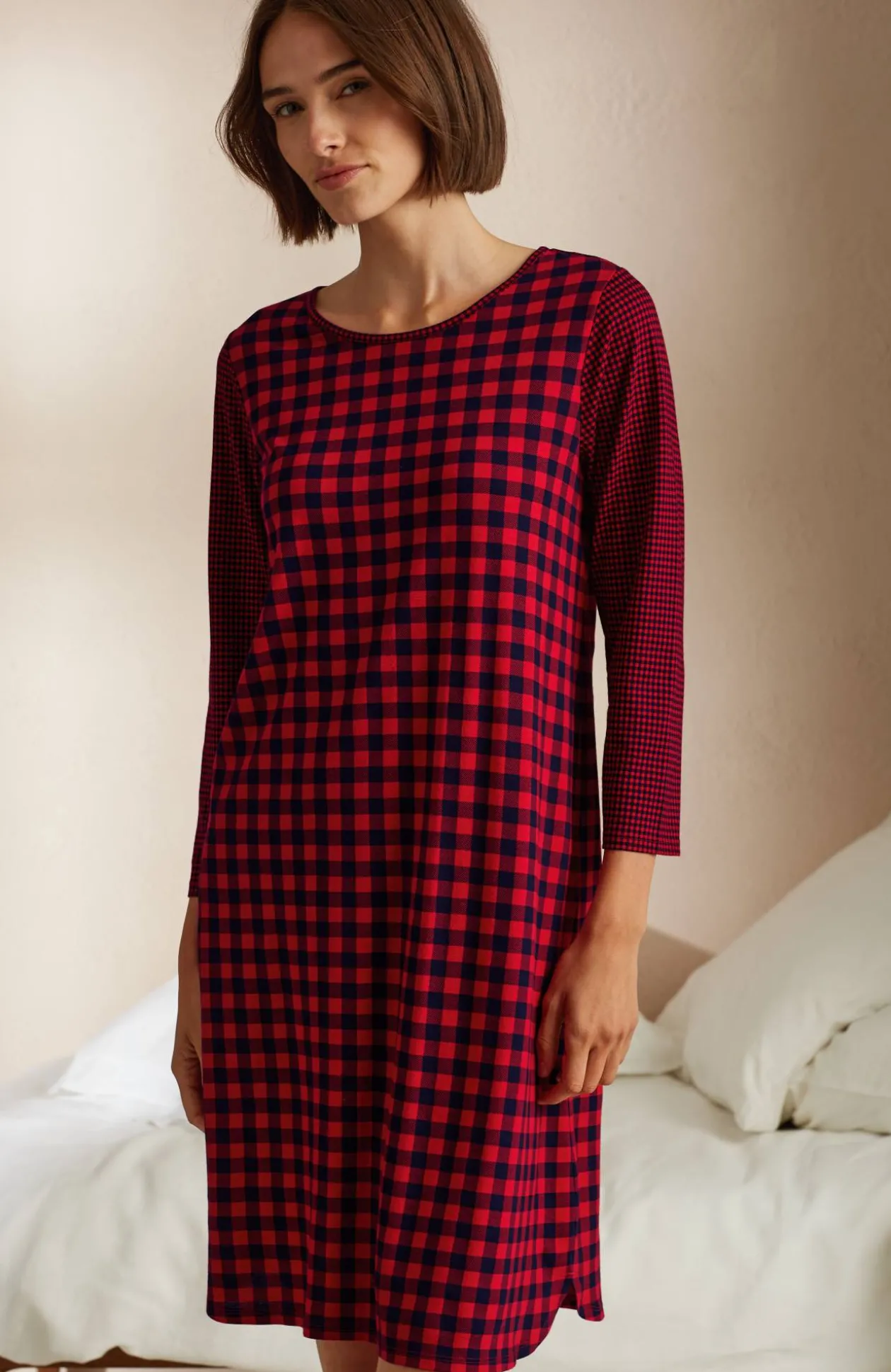 Sleep Ultrasoft Keyhole Gown