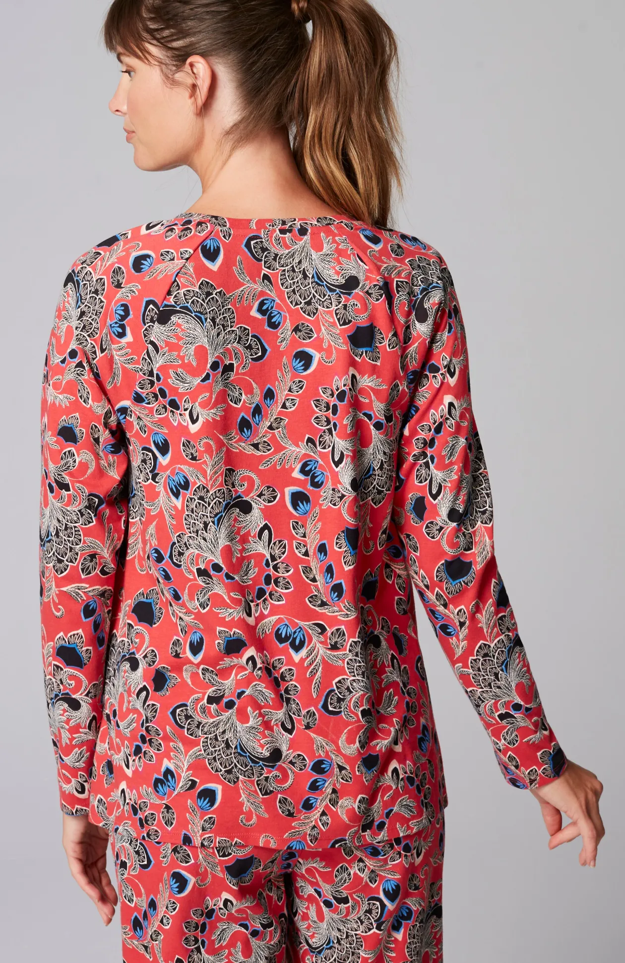 Sleep Ultrasoft Raglan-Sleeve Top