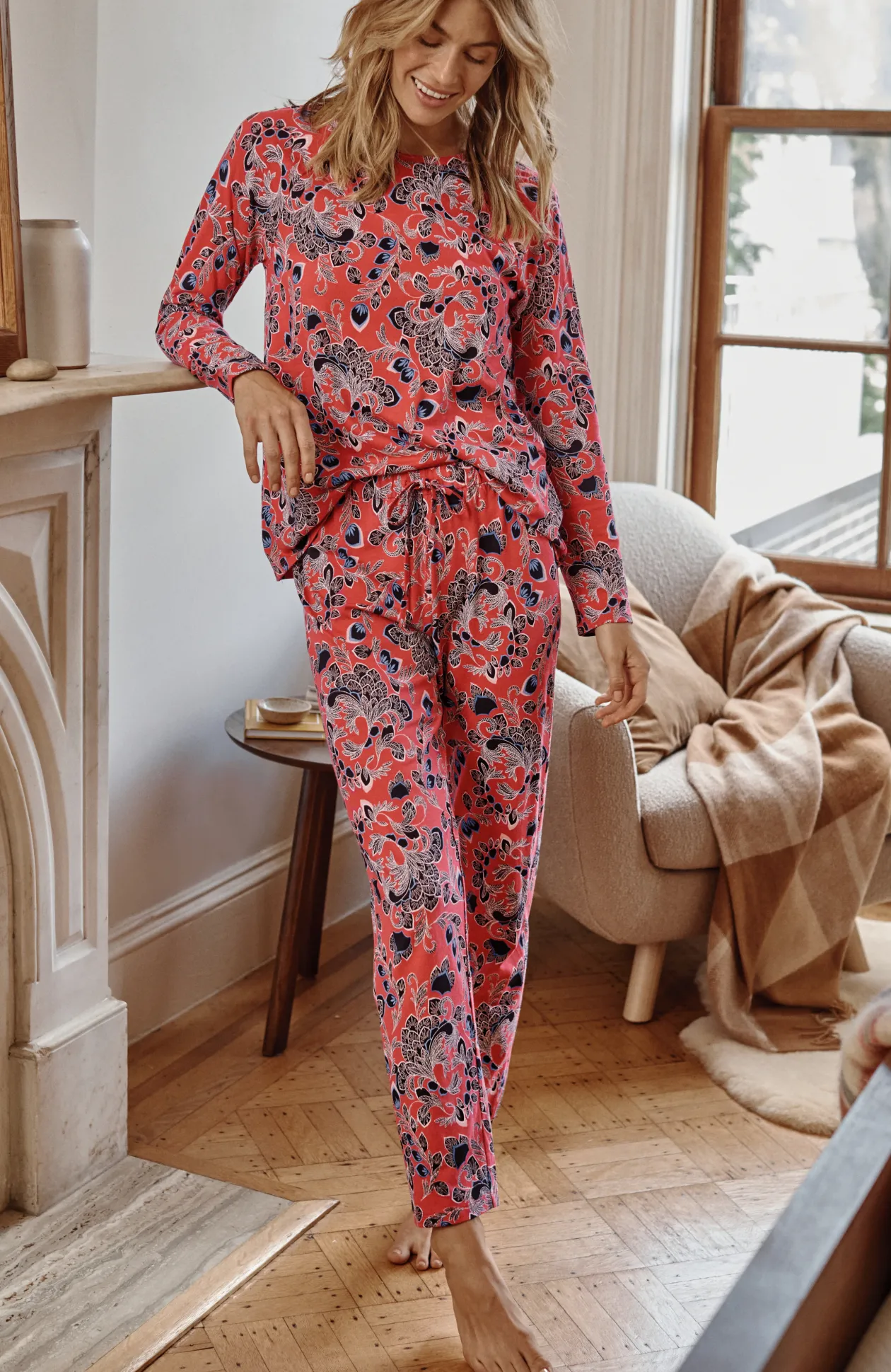 Sleep Ultrasoft Slim-Leg Ankle Pants