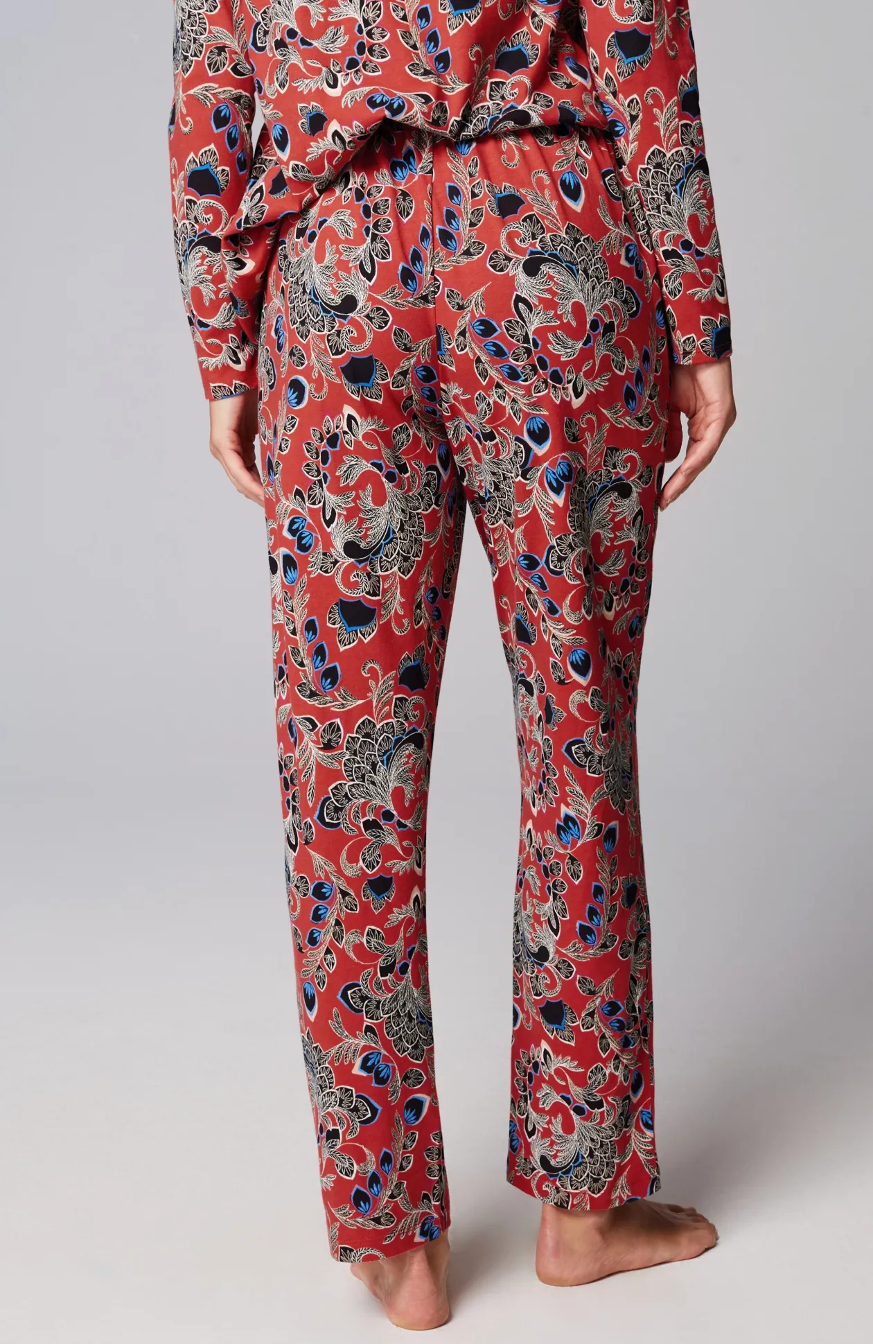 Sleep Ultrasoft Slim-Leg Ankle Pants