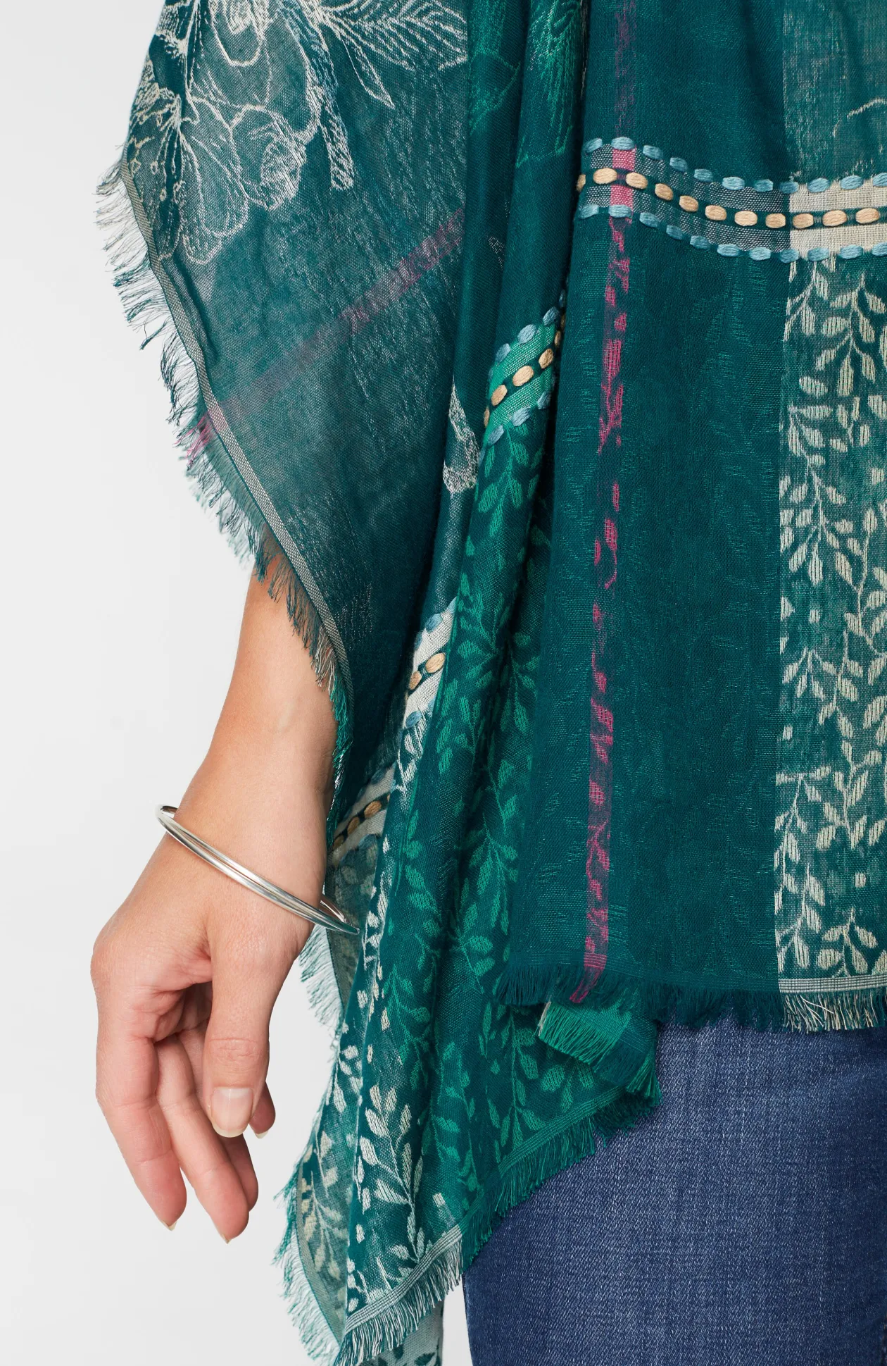 Tapestry Jacquard Poncho