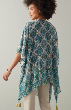 Tasseled-Border Geo Ruana
