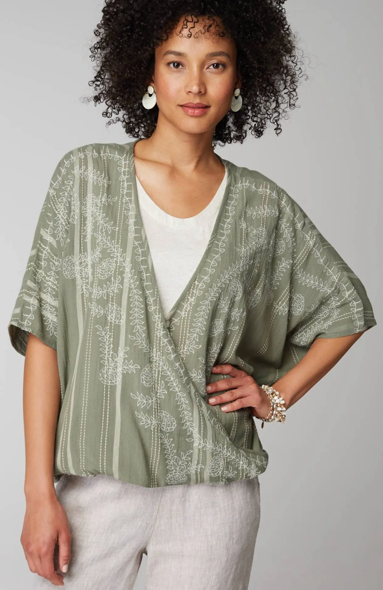 Twisted-Front Poncho