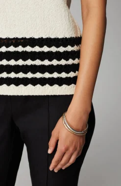 Wavy-Stripes Textured Sweater