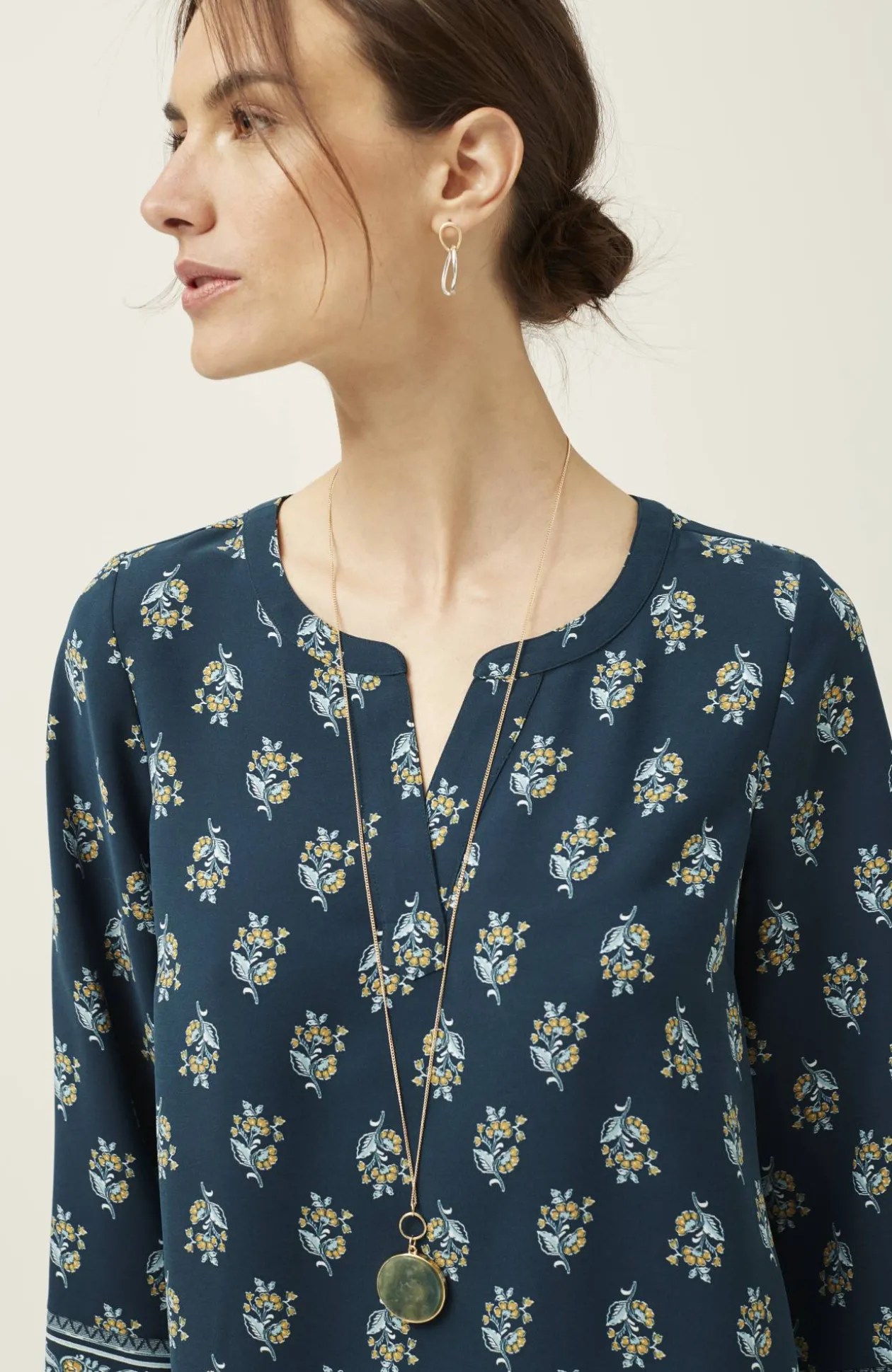 Wearever Easy-Care Printed & Bordered Top