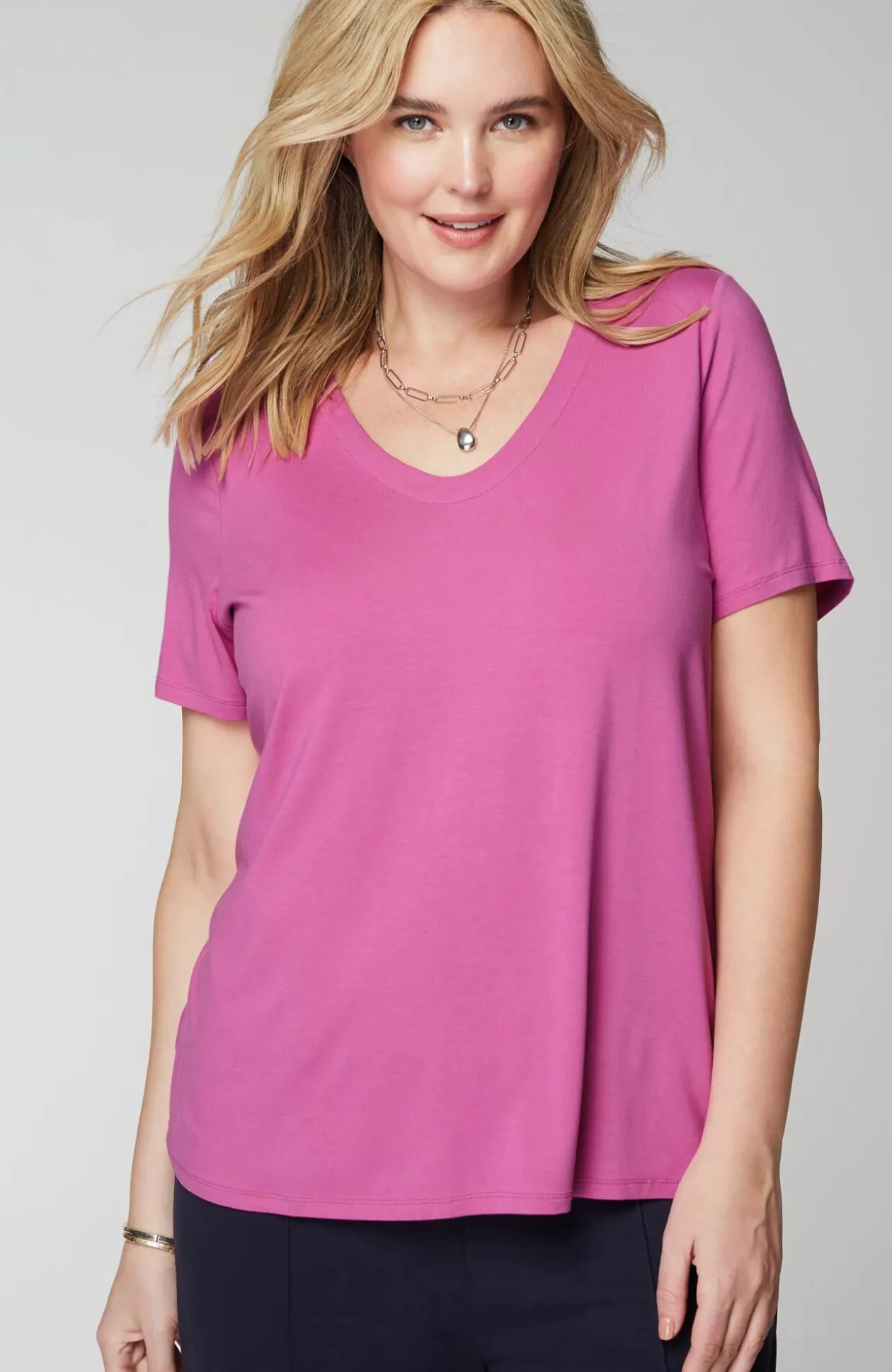 Wearever Soft-V-Neck Tee