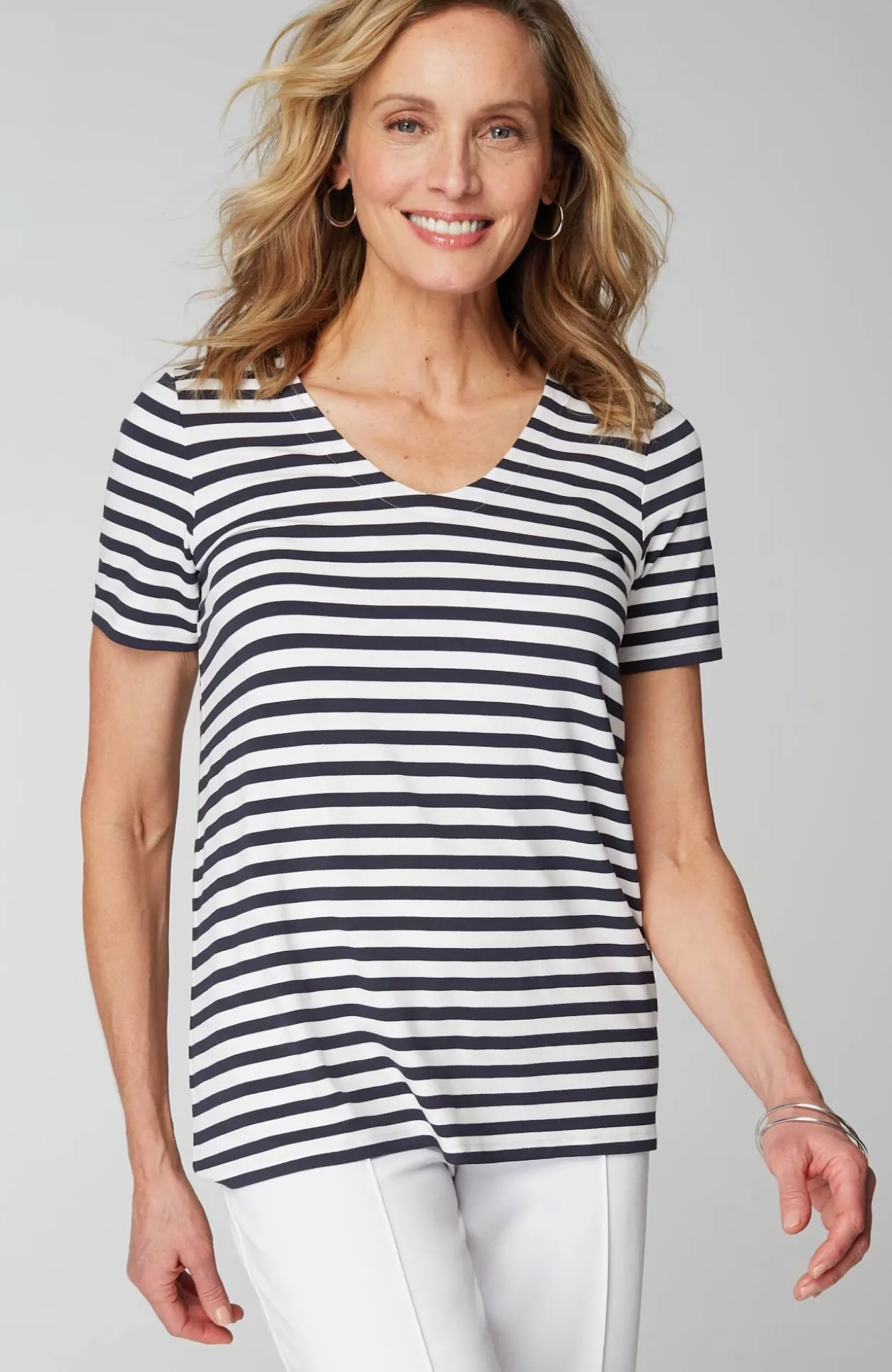 Wearever Soft-V-Neck Tee