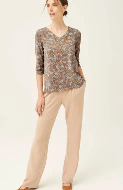 Wearever V-Neck Ballet-Sleeve Top