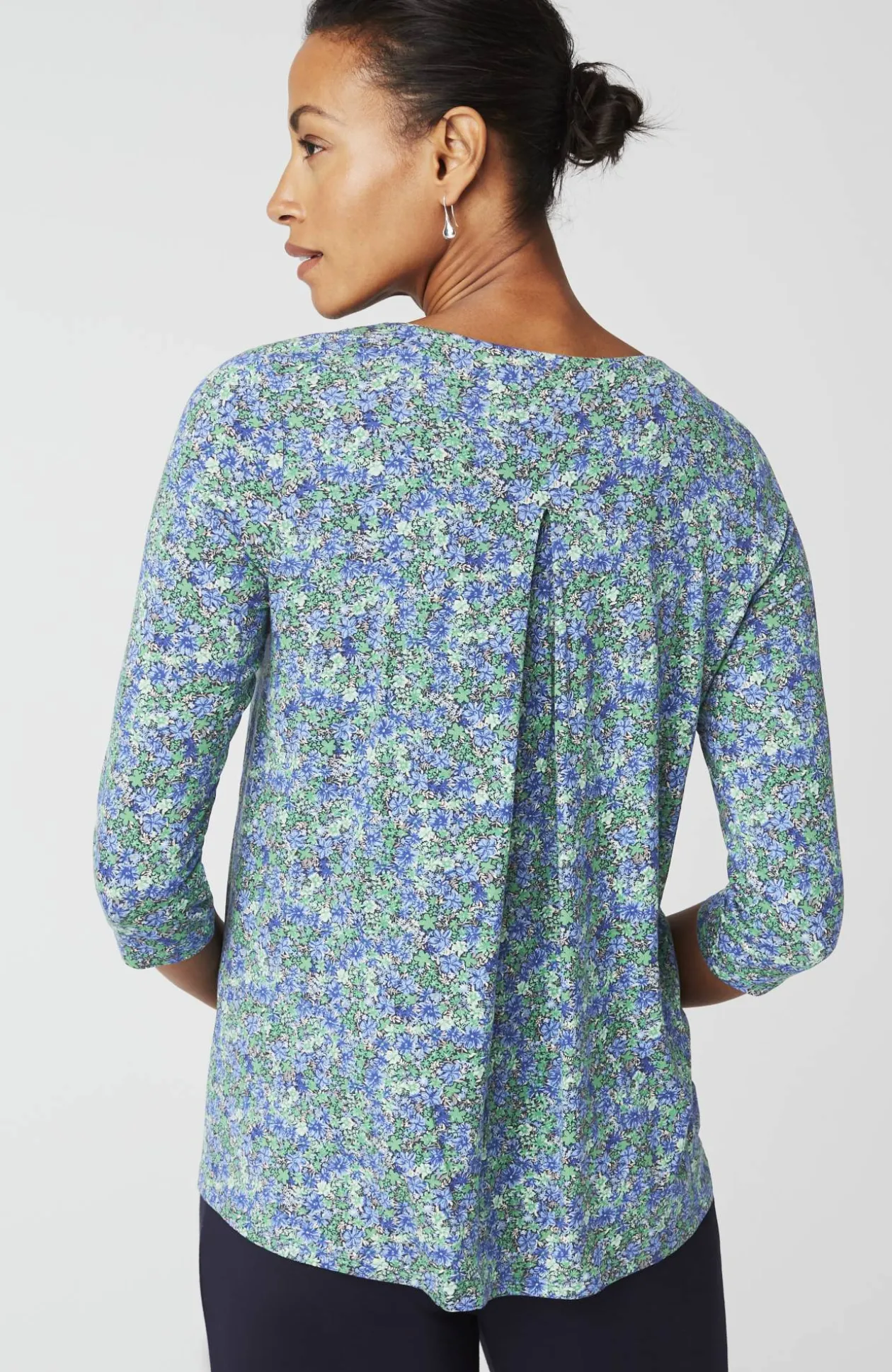 Wearever V-Neck Ballet-Sleeve Top