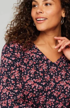 Wearever V-Neck Ballet-Sleeve Top