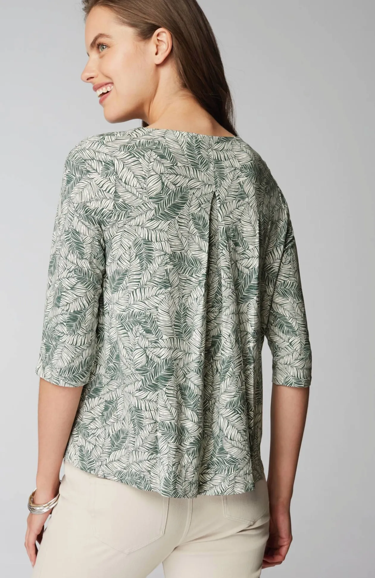 Wearever V-Neck Ballet-Sleeve Top